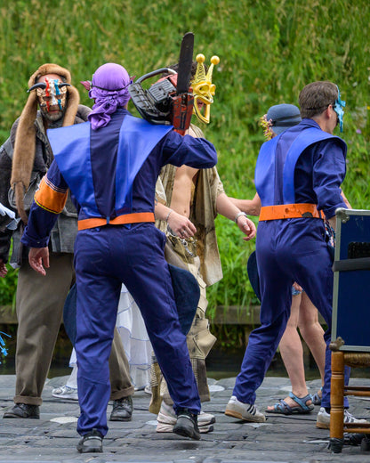 Blue Worker (rental)